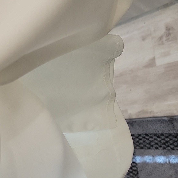 NWT Calvin Klein White Bow Dress - Picture 6 of 10